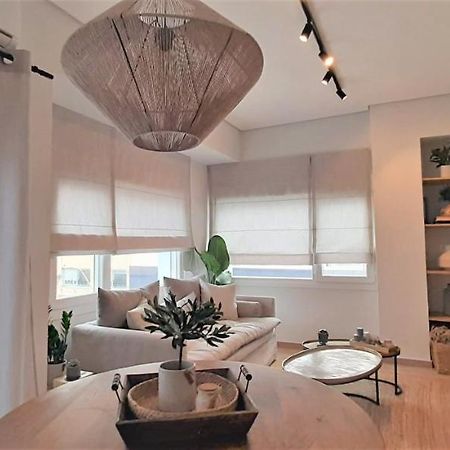Homing Volos Inspired Modern Living Exterior photo