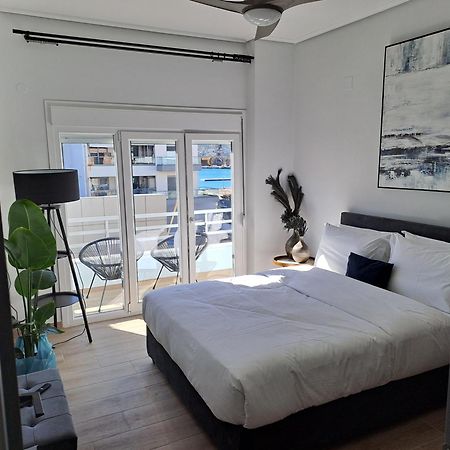 Homing Volos Inspired Modern Living Exterior photo