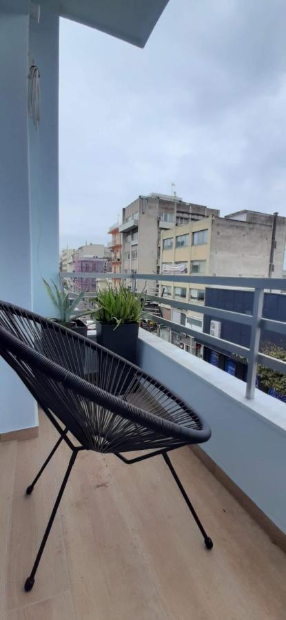 Homing Volos Inspired Modern Living Exterior photo