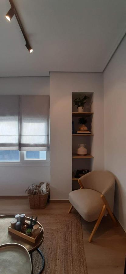 Homing Volos Inspired Modern Living Exterior photo